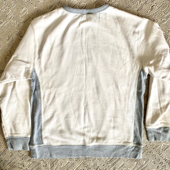 GAP Kids Boys Crewneck Sweatshirt 14/16 Never Worn - Picture 2 of 4